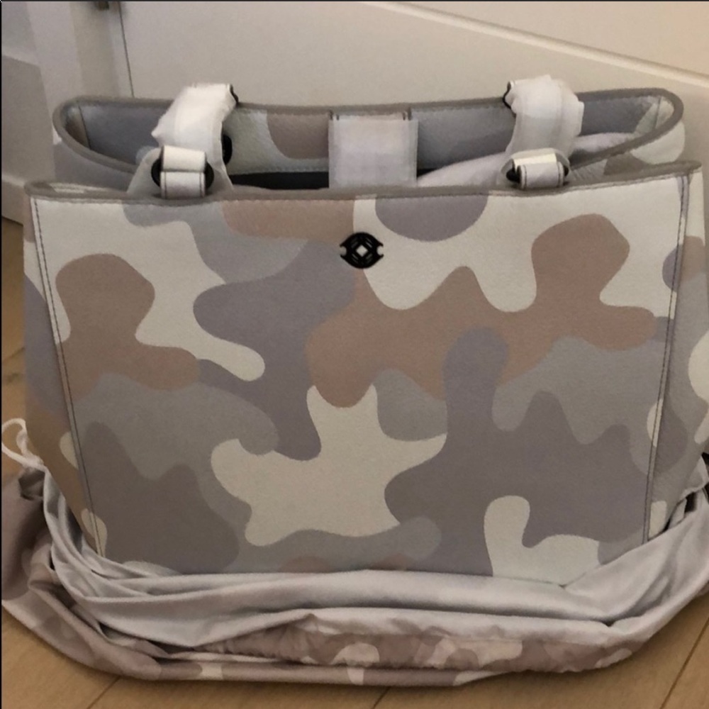 Dagne Dover Small Allyn